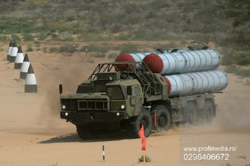 Srbija dobija S-300 i migove iz Belorusije!