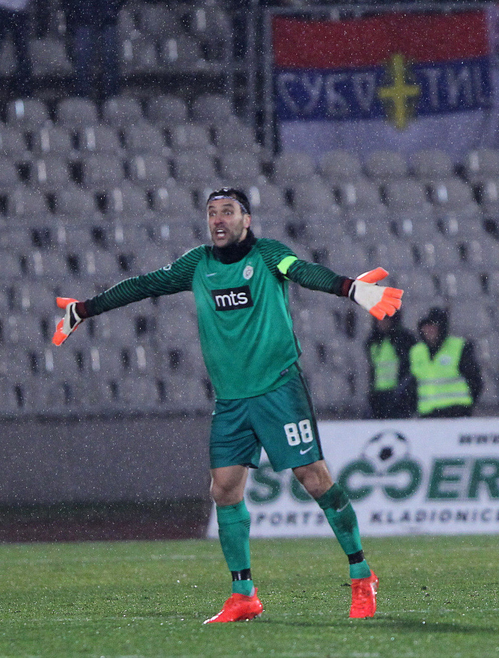 STOJKOVIĆU, NA ČEMU SI? Marš iz Srbije!