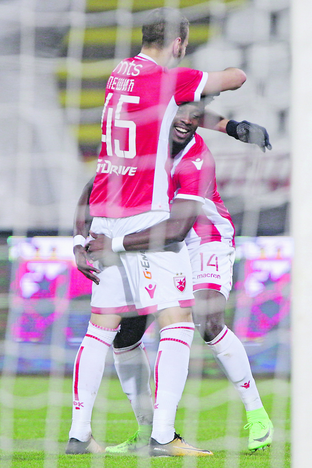 Oni su Zvezdini  "sveci"