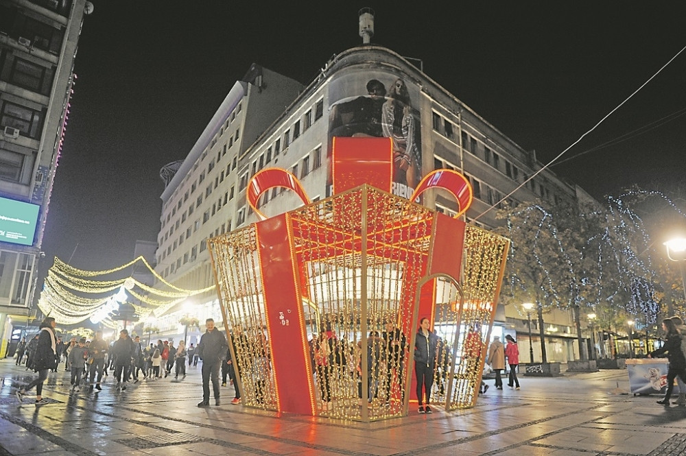 Kako se Nova godina dočekuje širom sveta? Evo ko krije noževe iz kuće, a ko potroši 100 MILIONA EVRA NA VATROMET