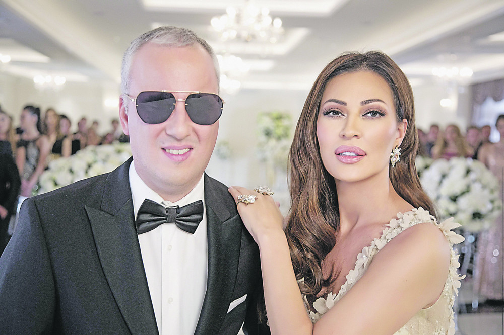 Zbog zabrane ulaska na crnogorsko primorje Ceca gubi 200.000, a Saša Matić 150.000 evra!?