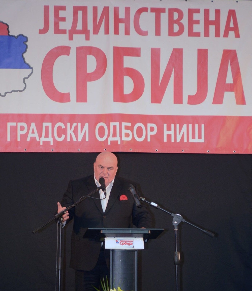 Palma: Političari da malo prištede!