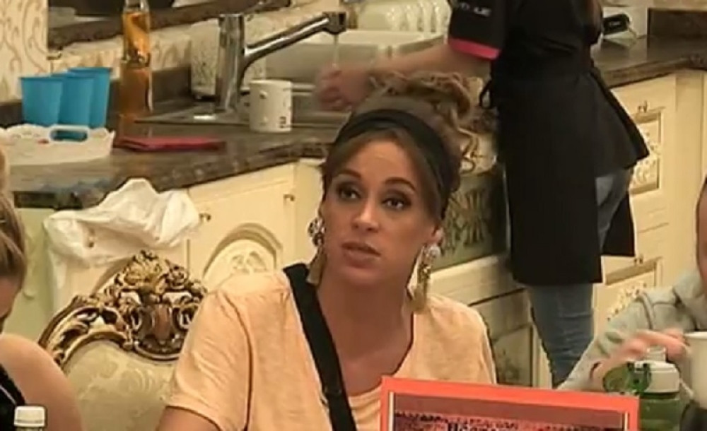 U vilu se uključila majka koju je učesnica "sahranila": Raskrinkane nikad gore laži!