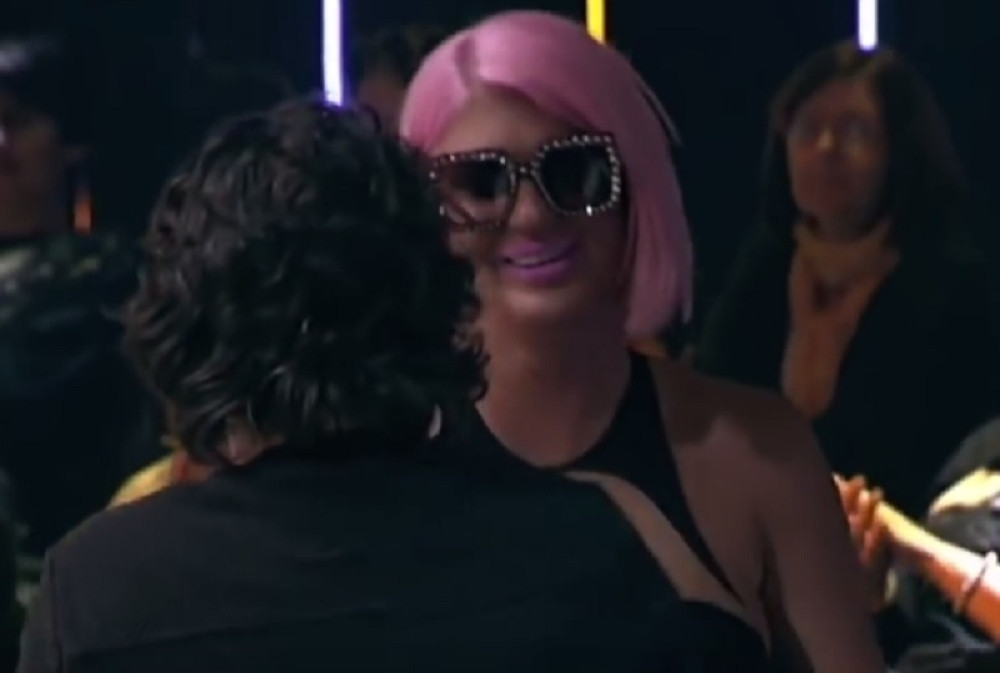 Karleuša uradila nešto Lukasu zbog čega se ceo studio valjao od smeha!