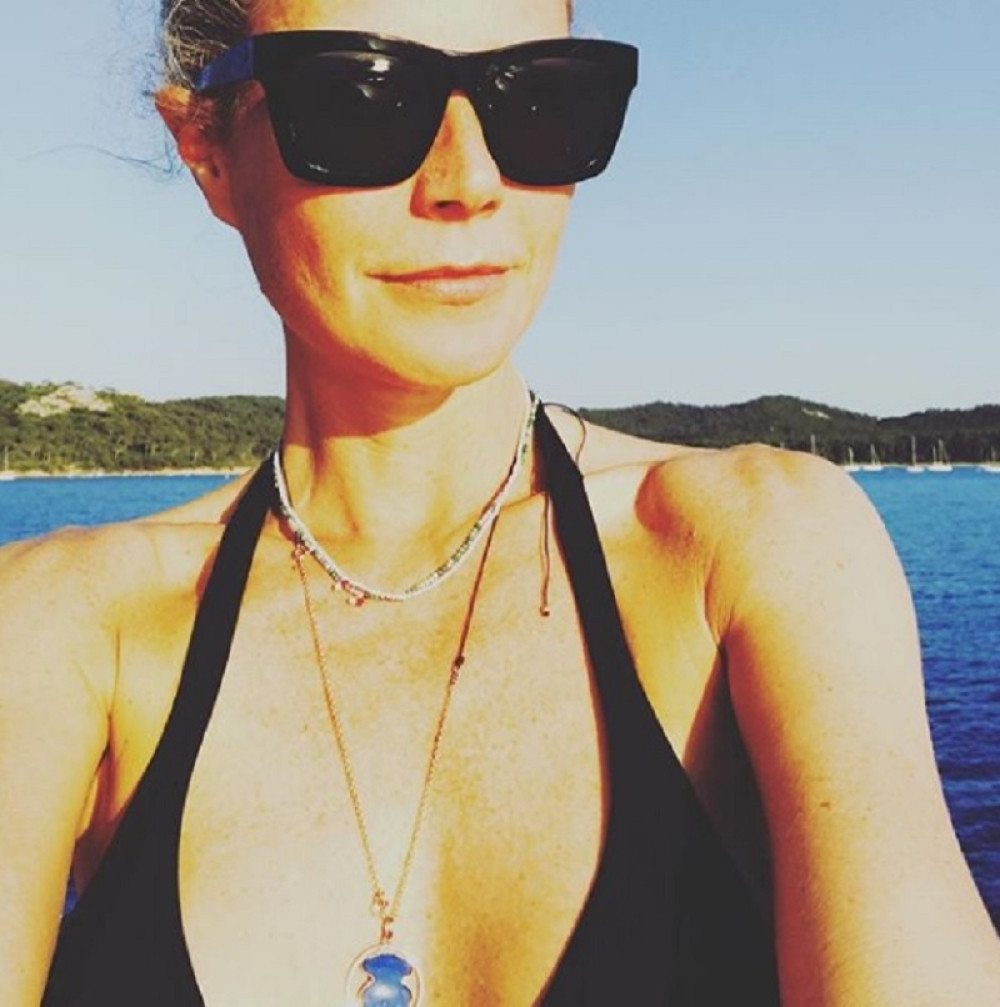 Glumica uživa sa sadašnjim i bivšim (FOTO)