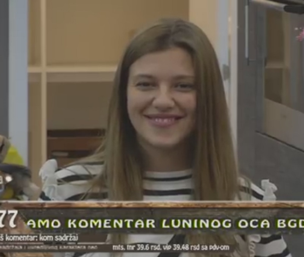 Kristina dobila poklon, Luna kipti od besa