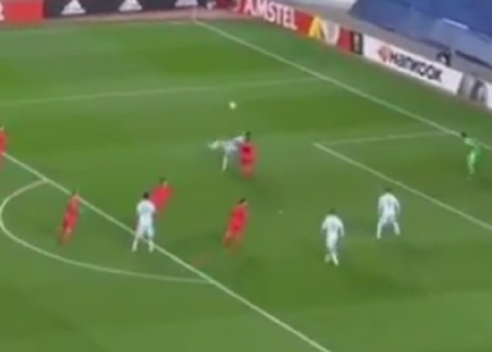 Banetove "makazice" - brutalan gol!