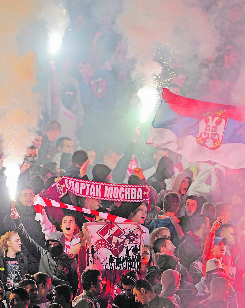 Fratrija: Podržimo braću protiv neprijatelja!