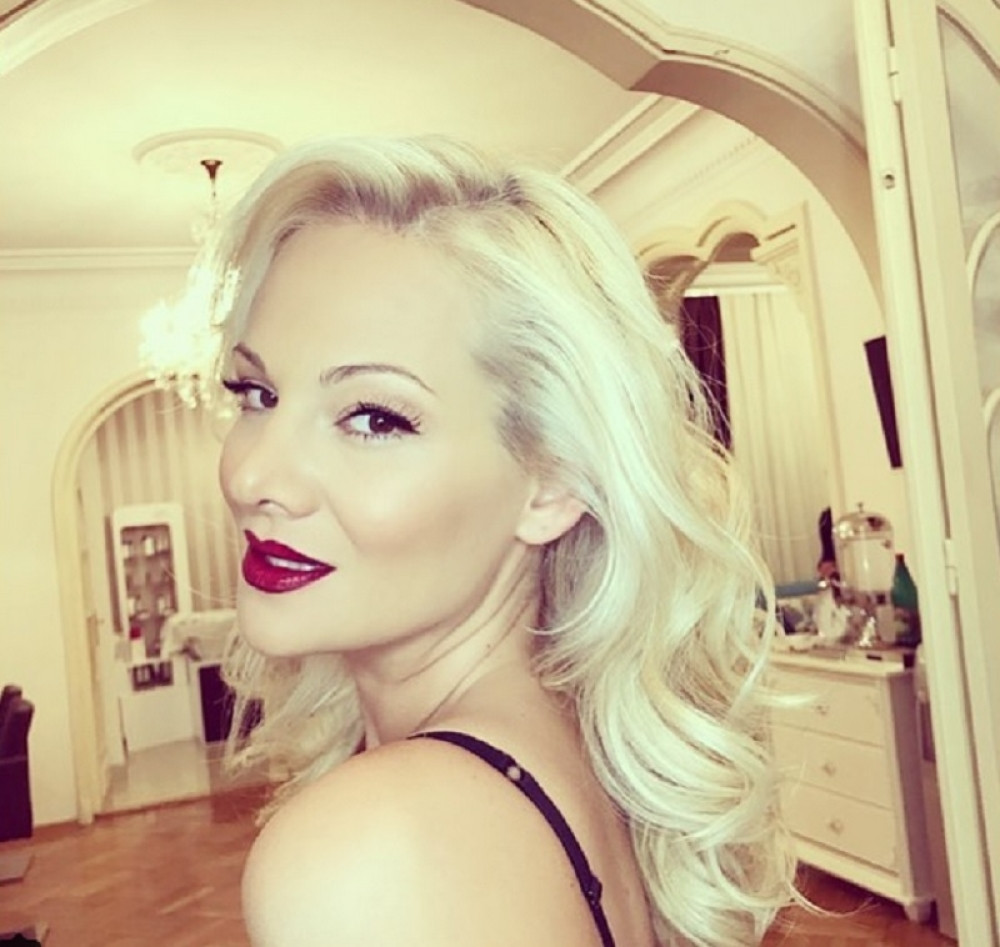 Ilda Šaulić se skinula u kupaći, pokazala svoju izvajanu figuru! (FOTO)