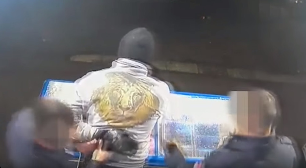 Ovako naša policija hapsi naoružane pljačkaše!