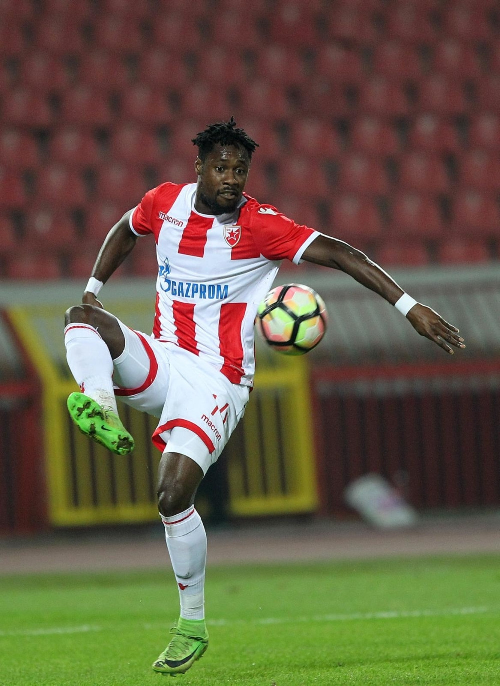 Boaći poručio Zvezdi: Zauvek ću te voleti (VIDEO + FOTO)