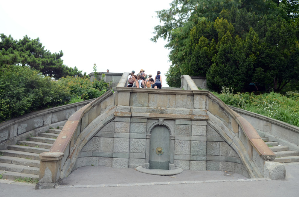 Rekonstrukcija i restauracija Malog stepeništa na Kalemegdanu