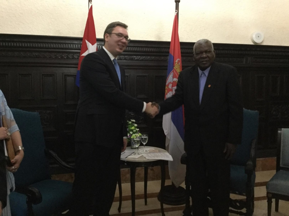 Vučić se sastao sa predsednikom parlamenta