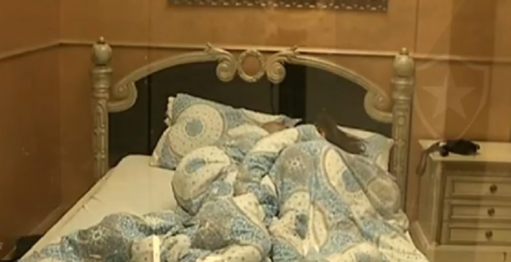 Posle svađa i batina, Mirela i Mili opet u akciji! (18+)