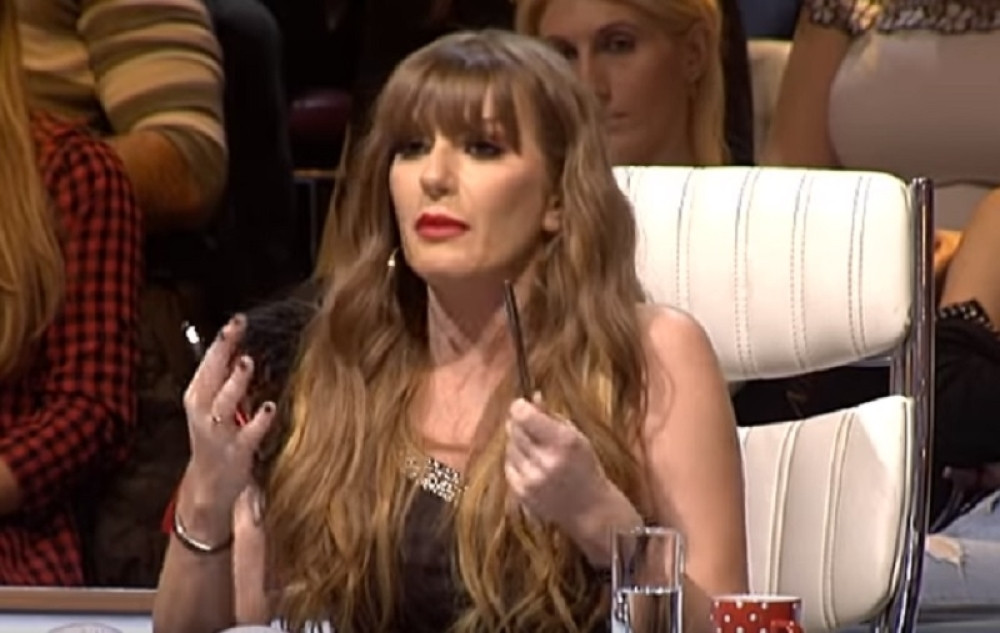 Pevačicu sin obrukao pred kamerama, nije znala šta ju je snašlo