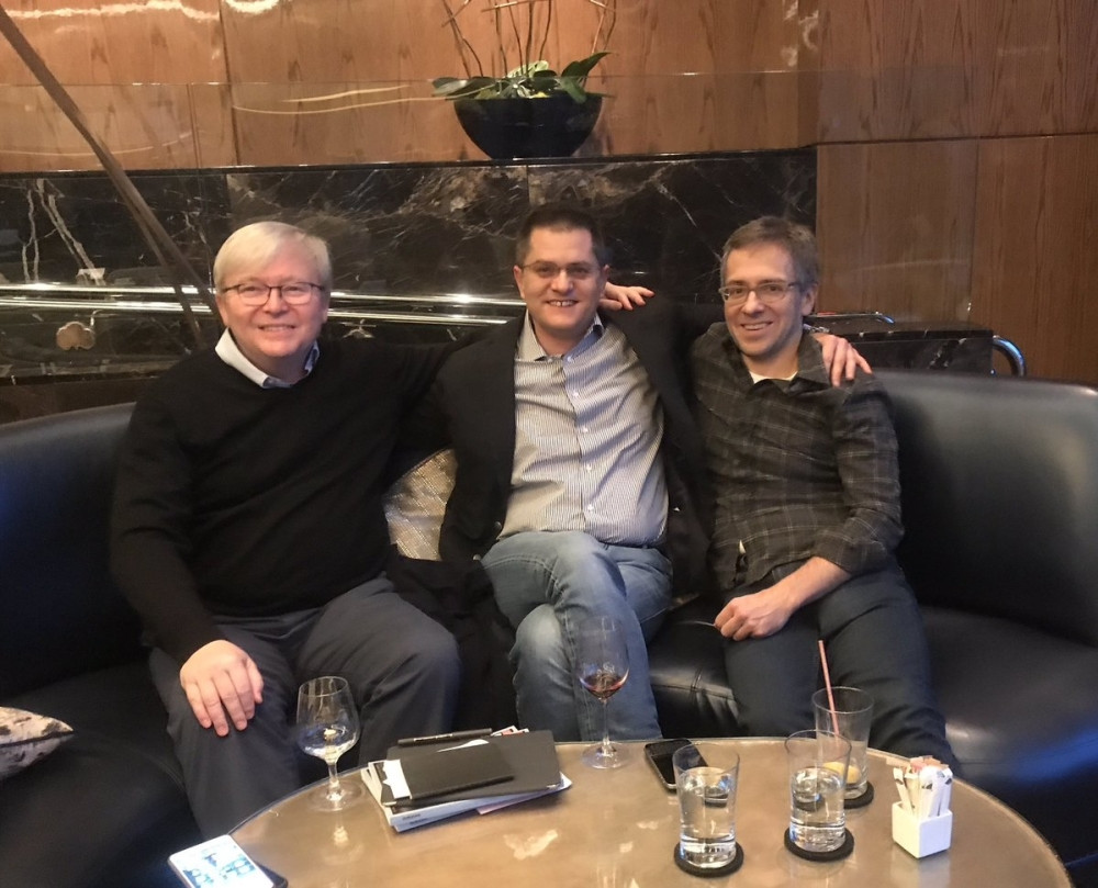 Vukov ortak prvi priznao Kosovo!