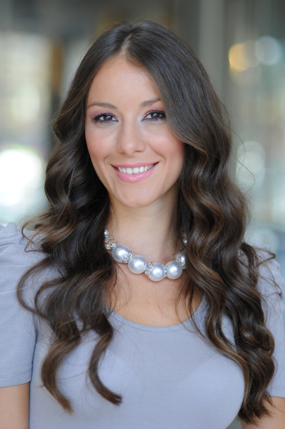 Nakon raskida sa vlasnikom producentske kuće, Katarina otkril istinu o prvom braku