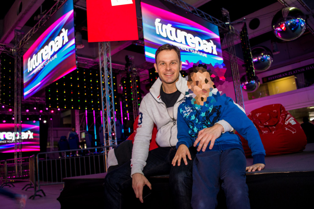 Siniša Mali sa decom posetio Future park