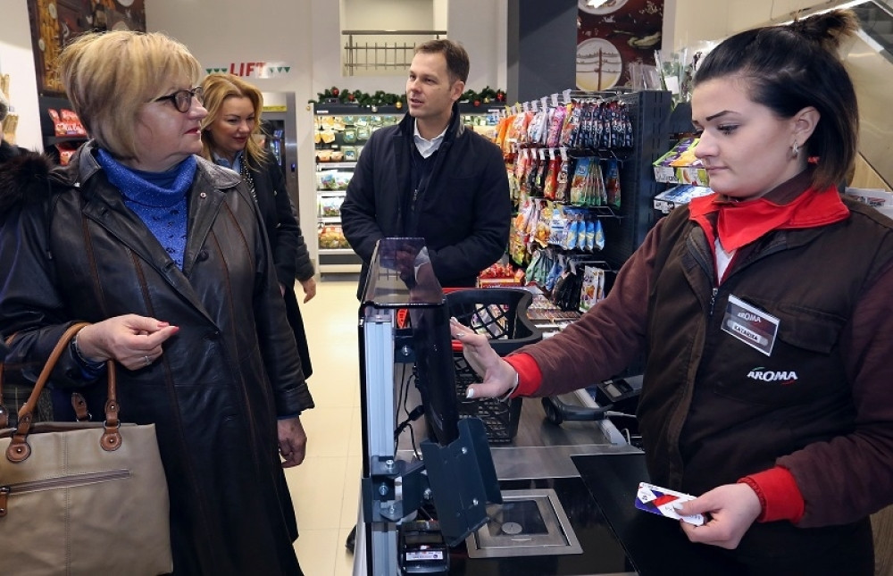 Mali: Senior karticu koristi 150.000 penzionera