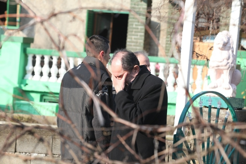 U Sremčici odjeknula EKSPLOZIJA, našli čoveka u krvi i BEZ RUKU!