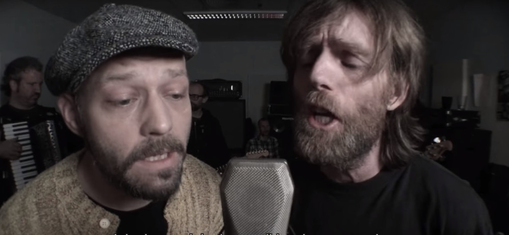 Veseli Norvežani ponovo zapevali na srpskom, spot i pesma su apsolutni hit!