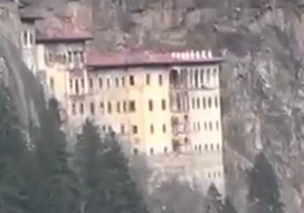 U manastiru pronađena skrivena prostorija