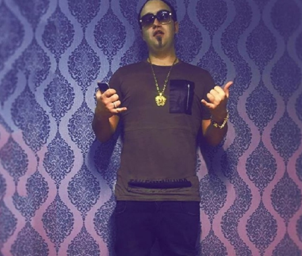 Rasta promenio imidž, a zbog jednog detalja svi misle da će se pomiriti sa Anom!