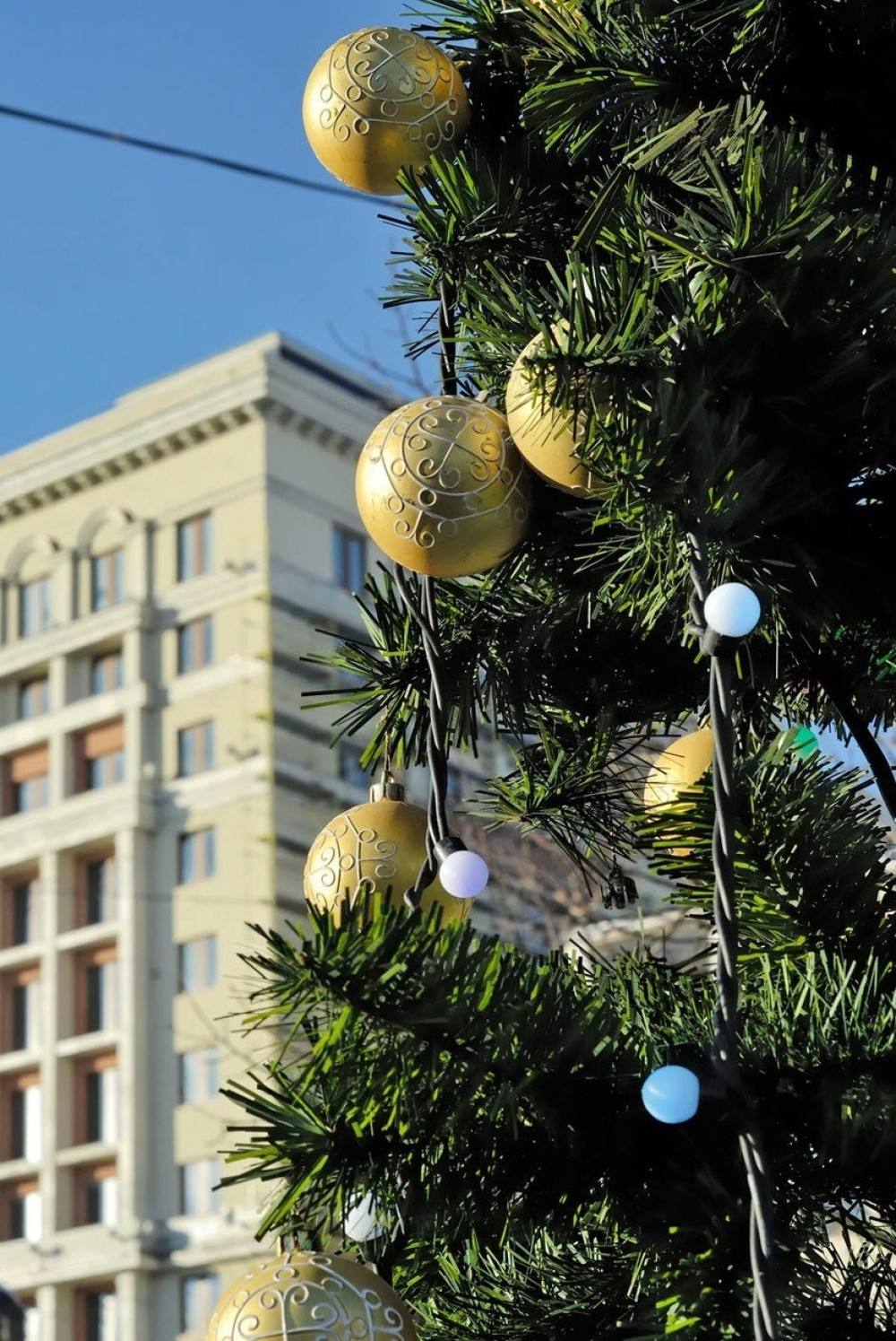 Ovo rade svi Srbi za doček Nove godine, a kazne su i do 100.000 dinara! OPREZ!