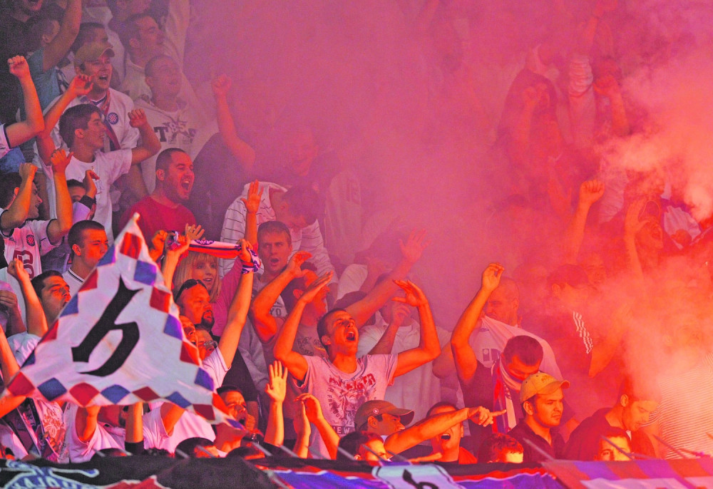 Torcida zapalila Split! Navijači Hajduka obeležili veliki jubilej! (VIDEO)