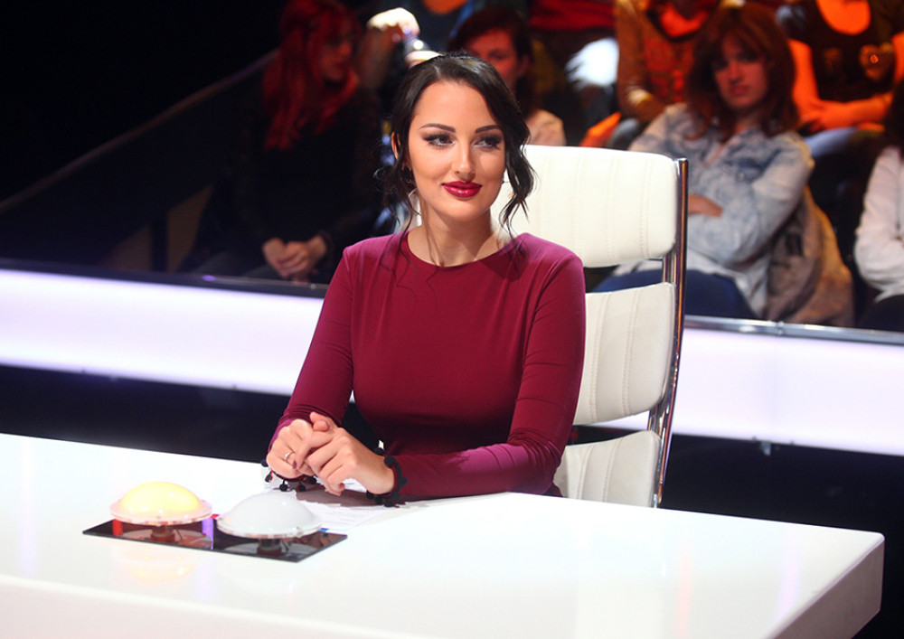 PRE OPERACIJA, SJAJA I GLAMURA: Aleksandra Prijović bi ovu sliku spalila! Misica je RAZOTKRILA! (FOTO)