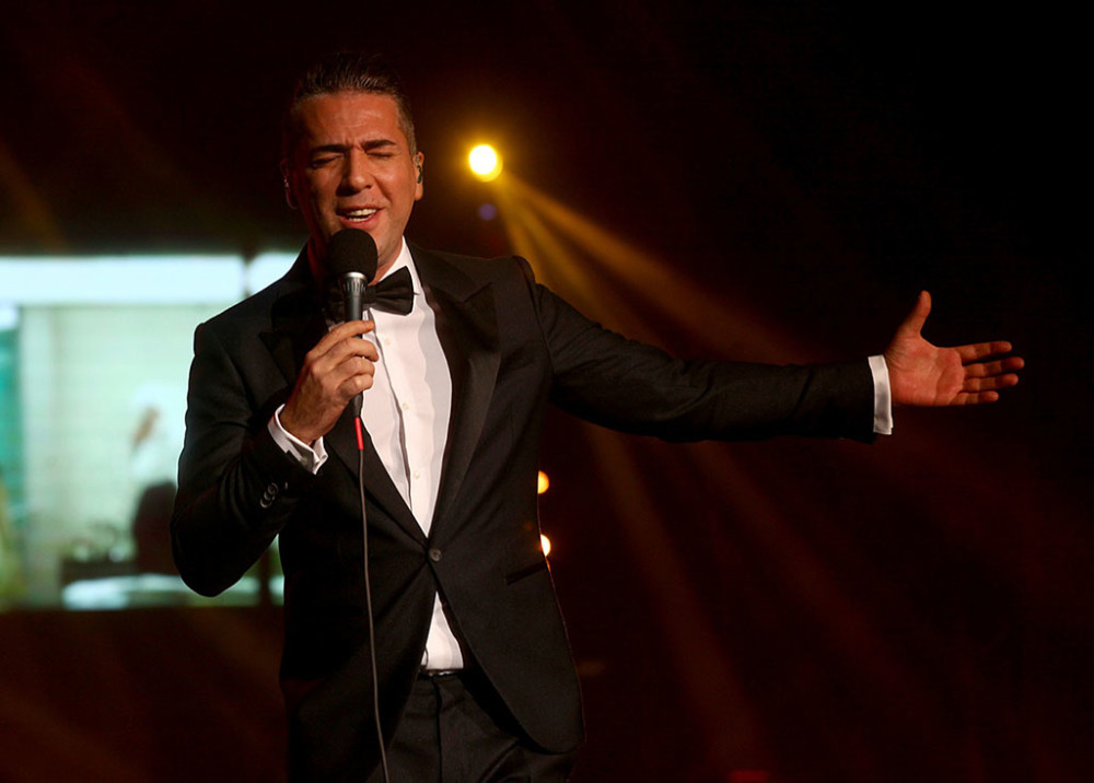 ŽELJKO I NIKOS VERTIS IZVELI "LANE MOJE" USRED ATINE