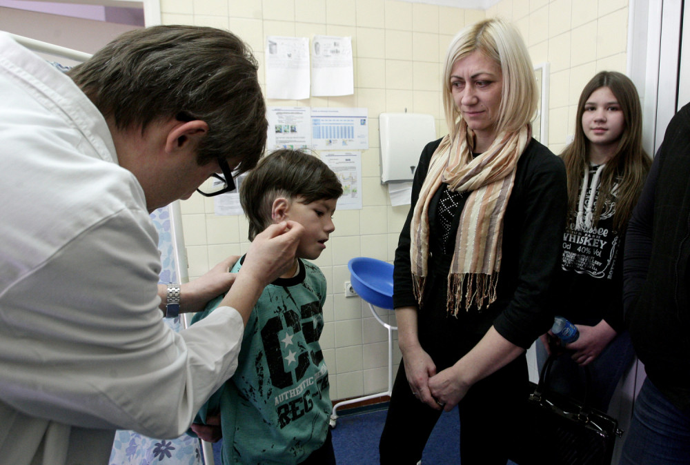 Đorđe je rođen bez uha, a onda je upoznao doktora Uroševića i sve se promenilo!