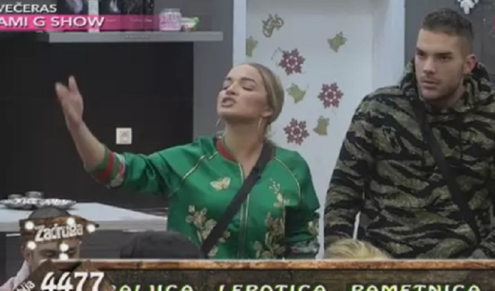 Zaratile Teodora i Sara, NJIH DVE NAPRAVILE HAOS!