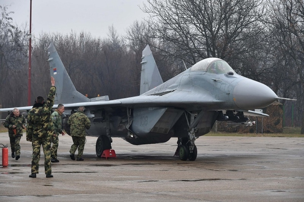 I kada spavamo i kada slavimo, oni su uvek budni! (FOTO)