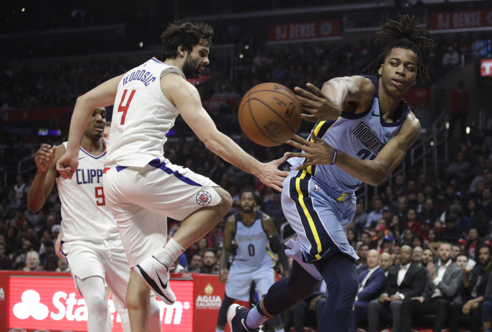 Pogledajte kako PIŠKE NBA ZVEZDE, pa ima li bolje najave za noćašnji start! (FOTO)