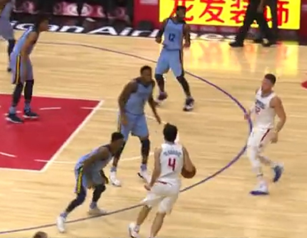 Teova bravura potez dana u NBA!