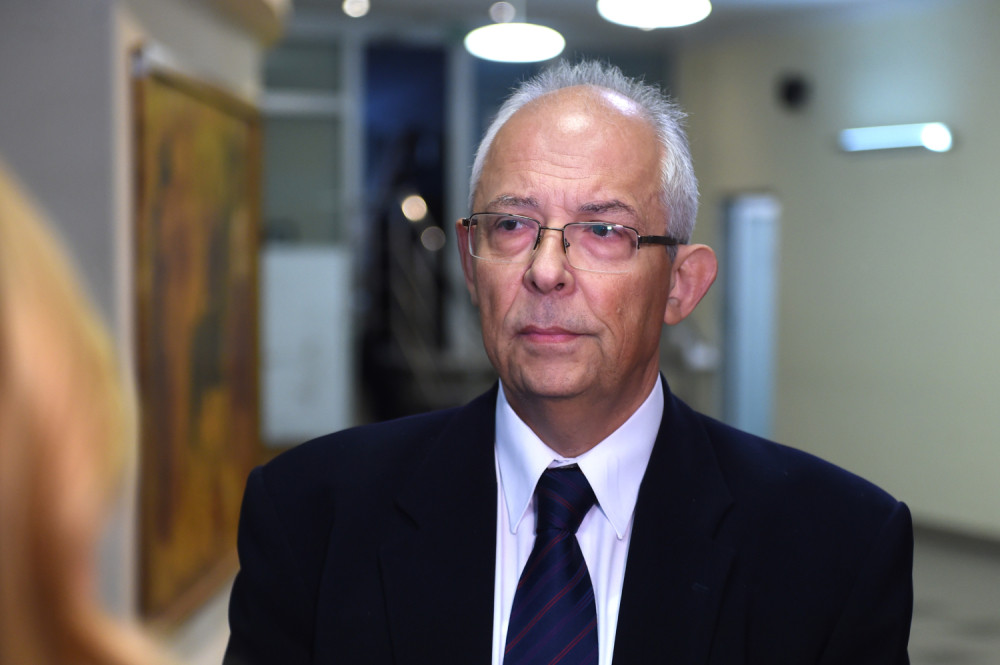 Policijski čas je najdelotvorniji, iako mu se svi protive, sledeći veliki talas možemo da očekujemo uskoro