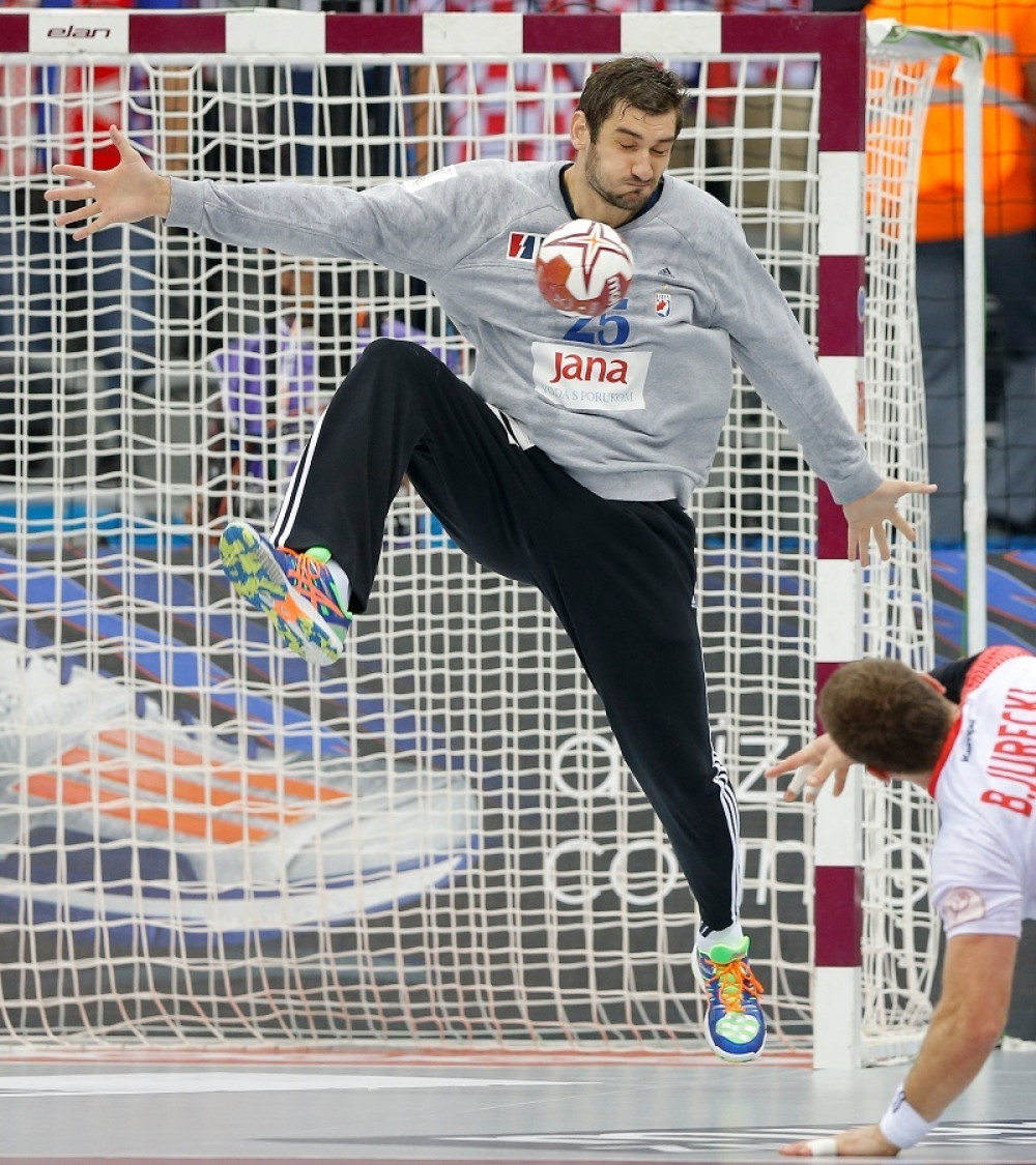 Supruga Hrvata brutalno oplela po gej voditelju: "Da sam mu ja žena..."