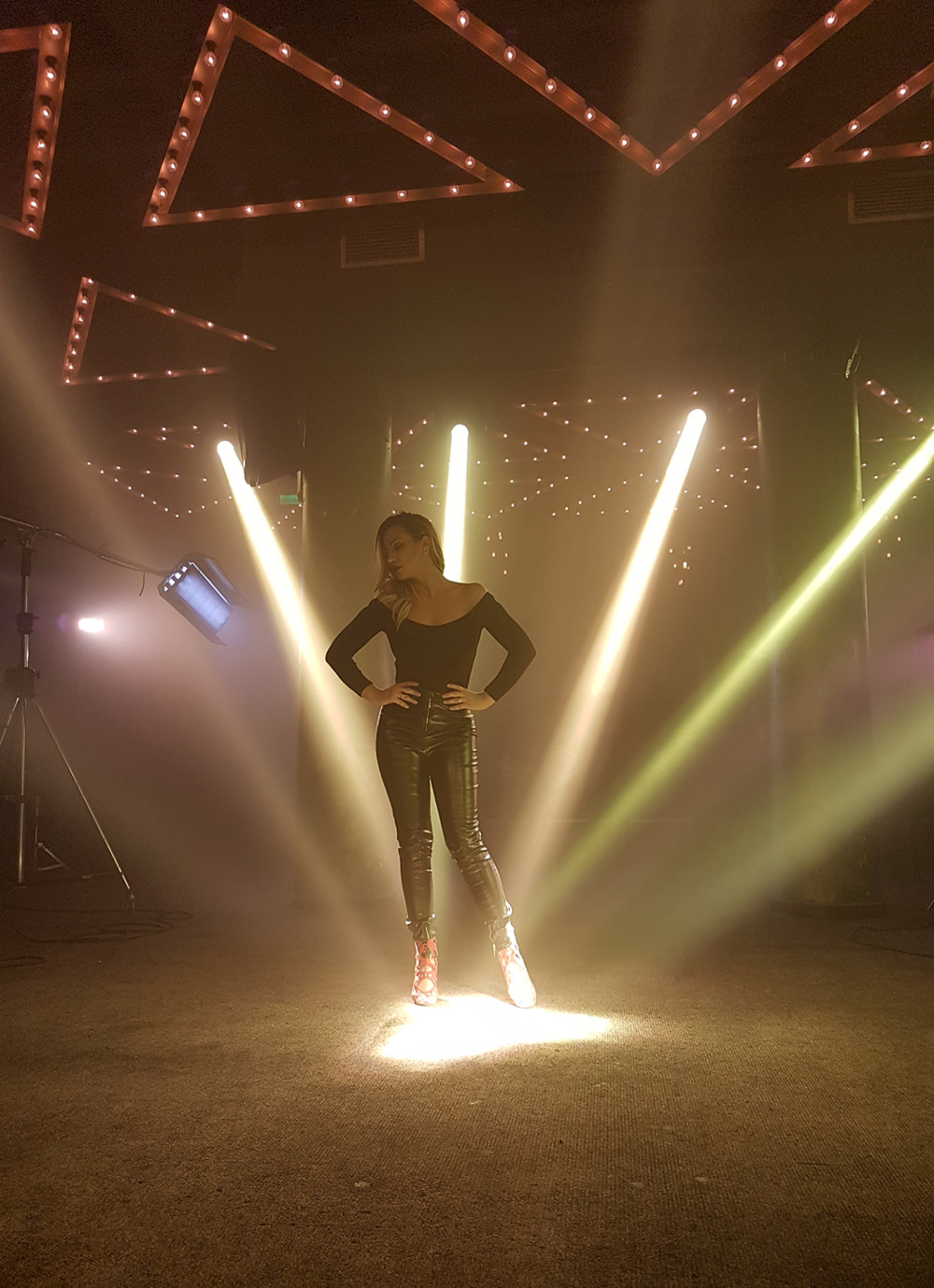 Ana poručuje: Ona je dno, ja sam anđeo!