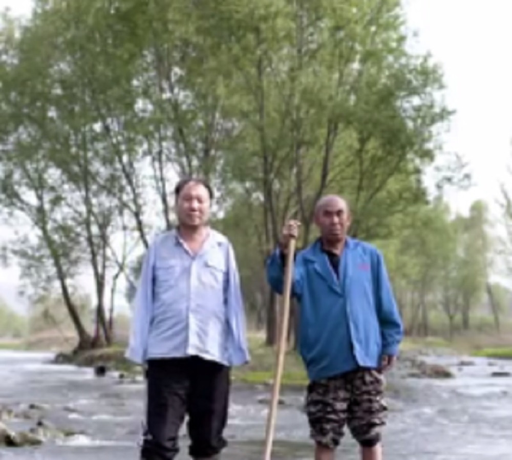 Dvojica prijatelja uradili nešto što će vas ostaviti bez reči!