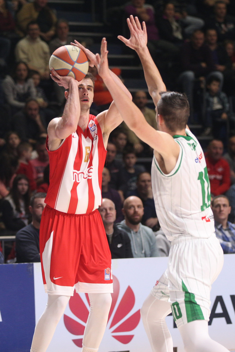 Bivši košarkaš crveno-belih prgovorio o potezu Dangubića i poručio mu: "Želim da gubiš od Zvezde!"