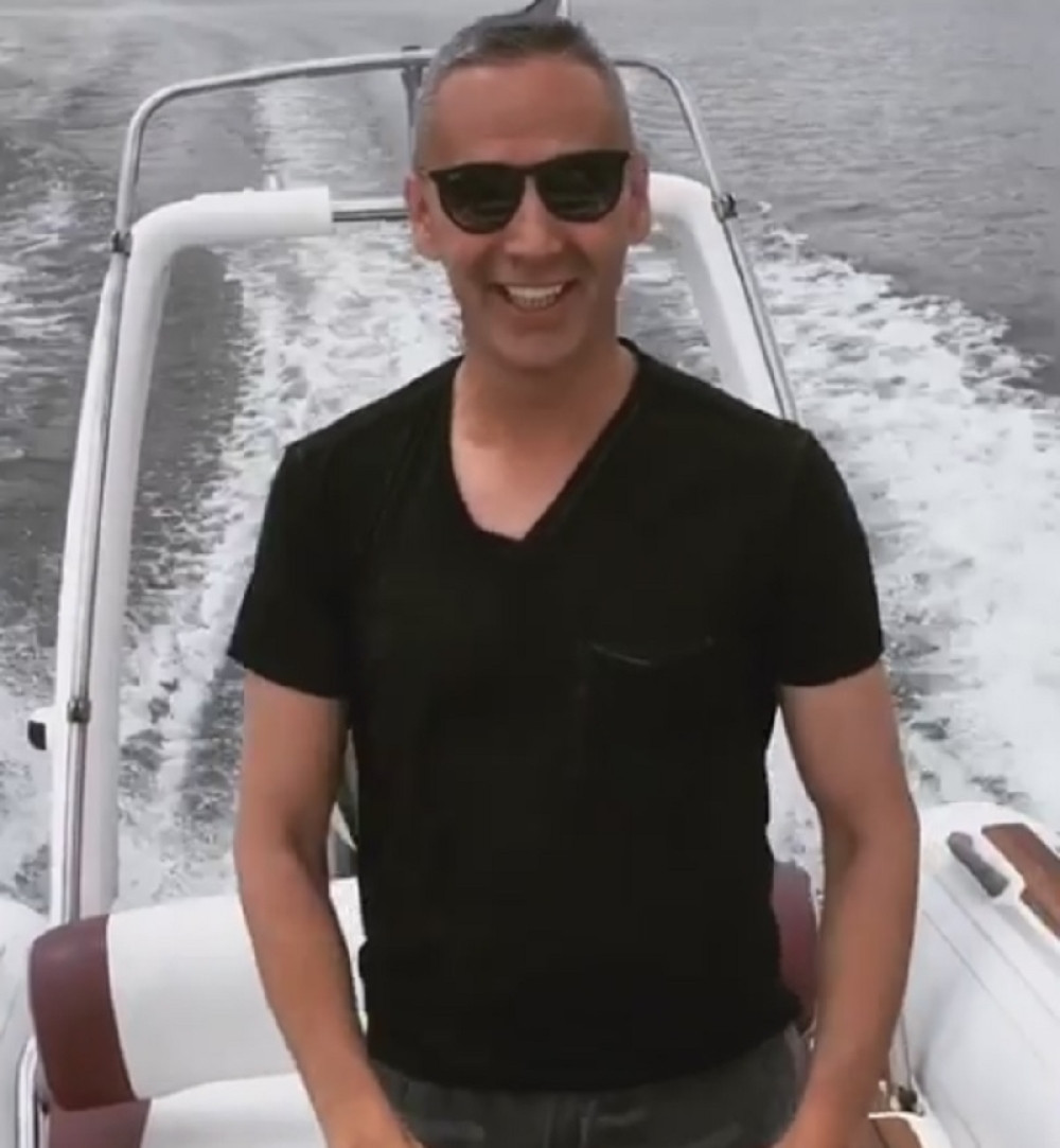 Saša Vidić: Lud sam, ali ne bih bio umetnik da nisam pomalo lud