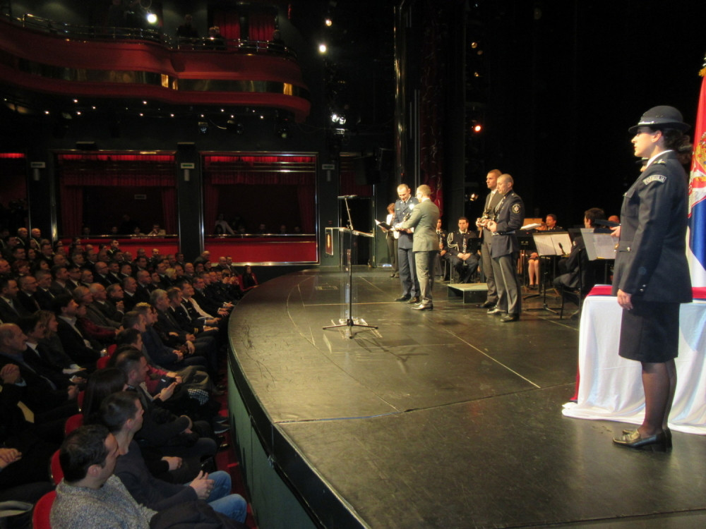 Beograd zahvalan svim pripadnicima MUP-a