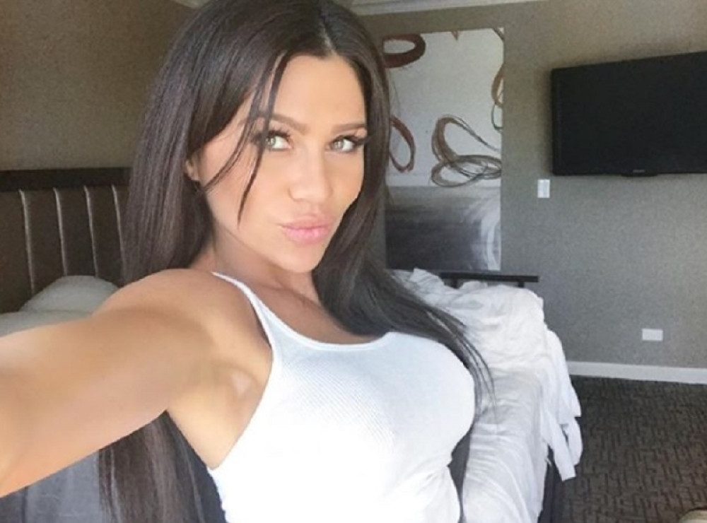 STANIJA ĆE IMATI SE*S U ZADRUZI 2: Evo sa kim i kada!