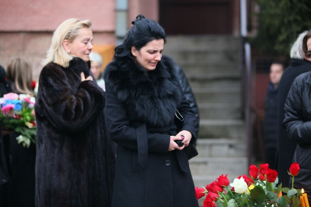 Ona je osumnjičena da je pomagala ubicama Olivera Ivanovića!