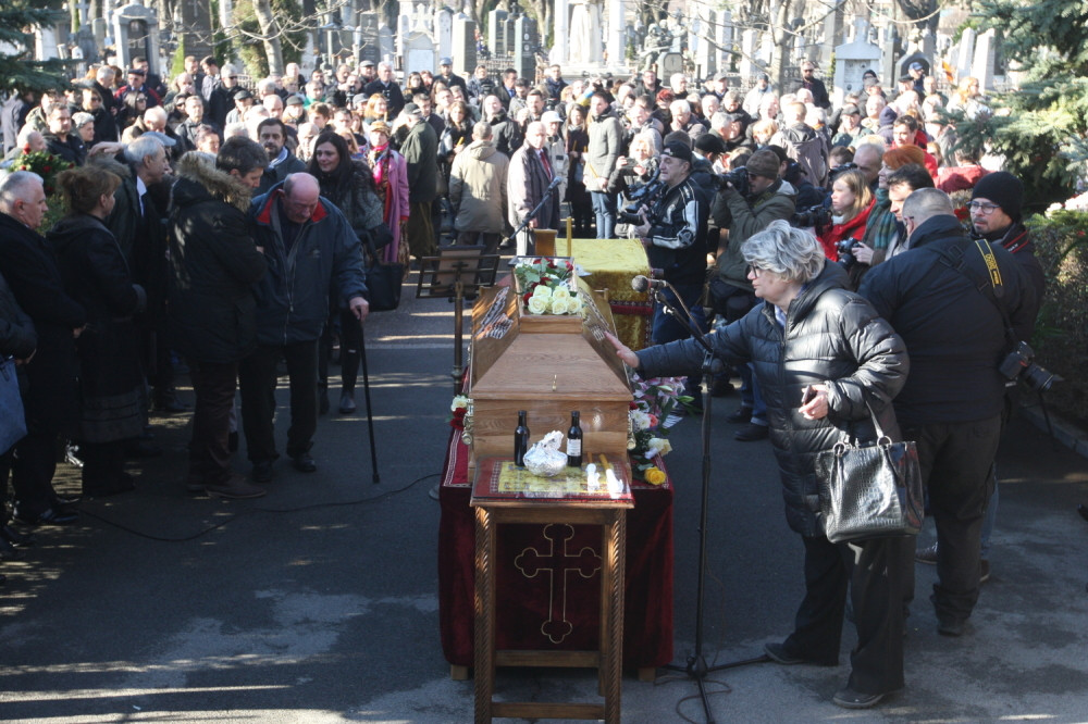 Kosovski junak Oliver Ivanović sahranjen na Krstovdan!