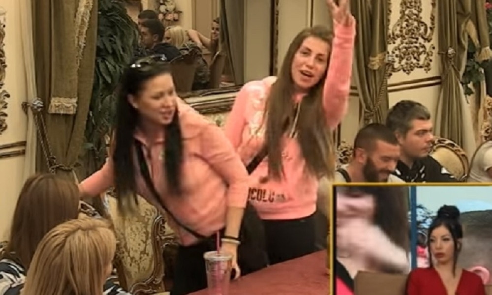 Teodora i Dalila simulirale seks!