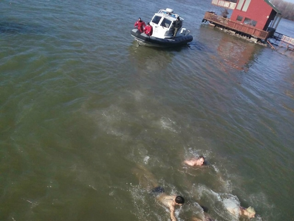 Plivanje za Časni krst širom Srbije