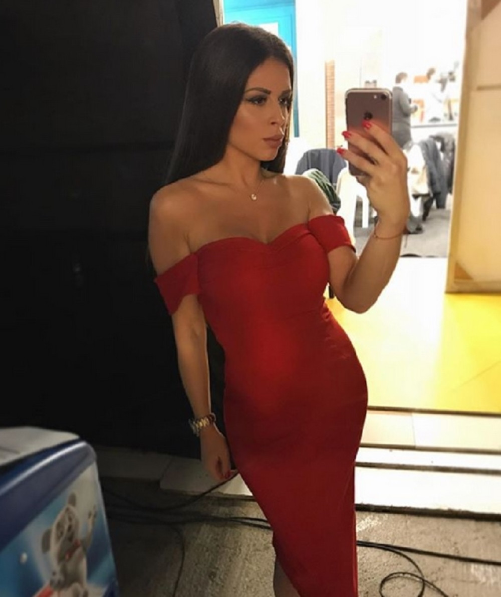 Ana Sević se skinula i pokazala zanosno telo (FOTO)