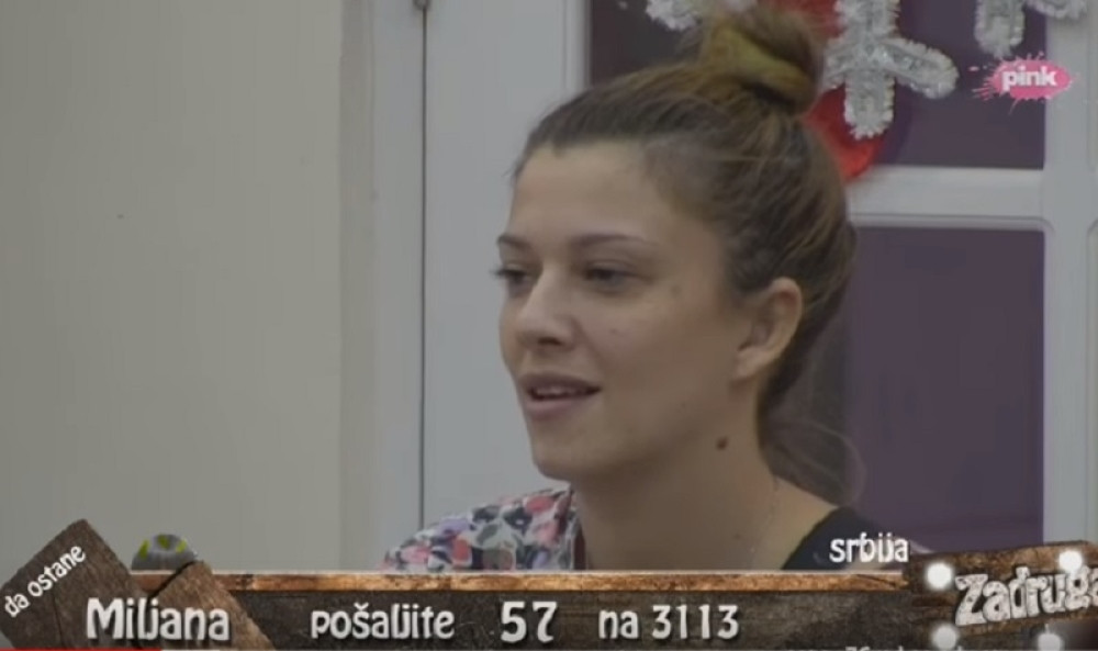 Ona se zaljubila u Filipove oči, pao prvi poljubac!